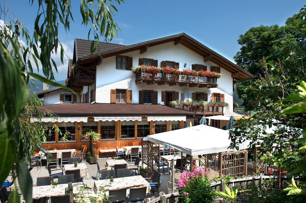Gasthof Zum Schlern Völs am Schlern Exterior photo